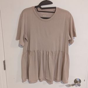 American Eagle Top Women's M